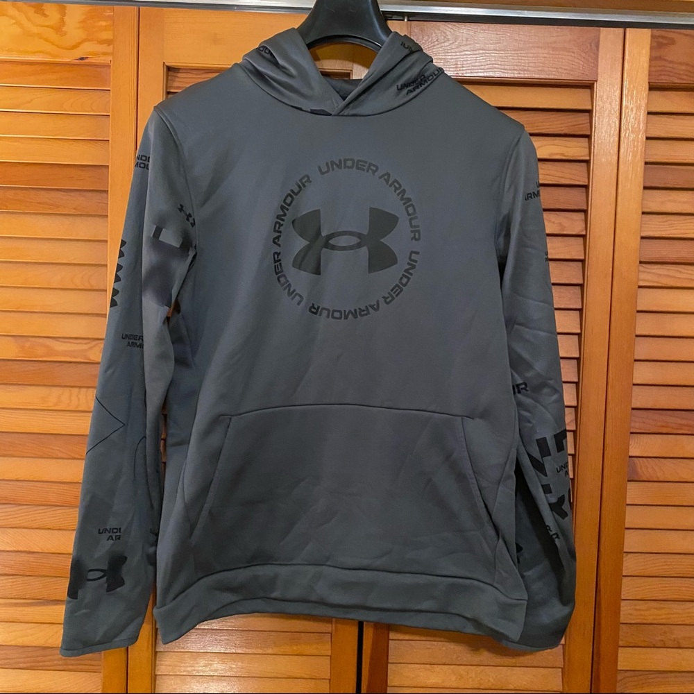 Under Armour Hoodie- Size: XL for Youth or YXL